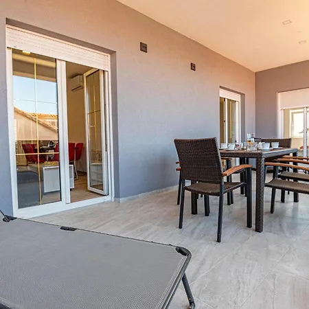 Cozy In With Wifi Brodarica (Sibenik-Knin)