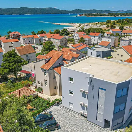 Apartamento Beach Front Apartment In Brodarica