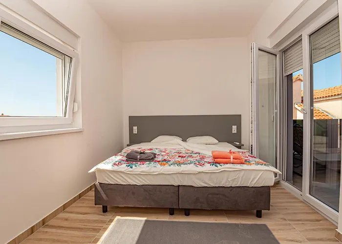 Lejlighed Cozy In With Wifi Brodarica (Sibenik-Knin)