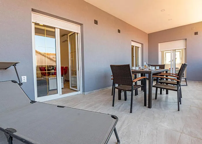 Cozy In With Wifi Brodarica (Sibenik-Knin)